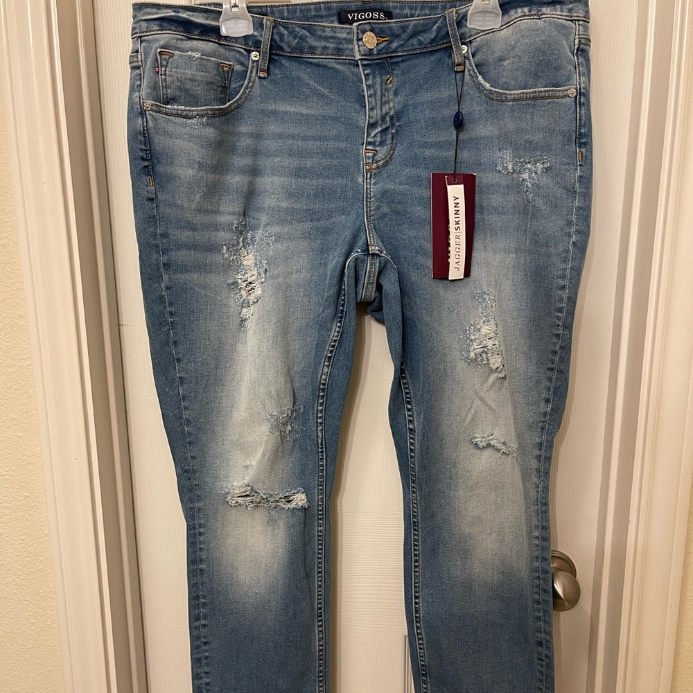 Vigoss Light Distressed Skinny Jeans